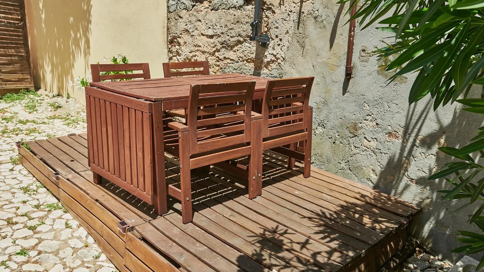 The Back Yard Nest Apartment Lisbon 0*,  Portugal